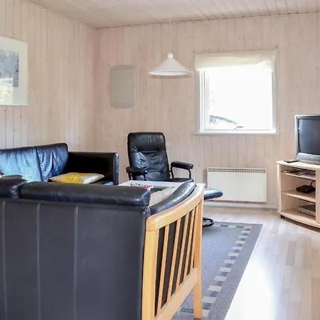 Amazing Home In Give With Sauna 別荘