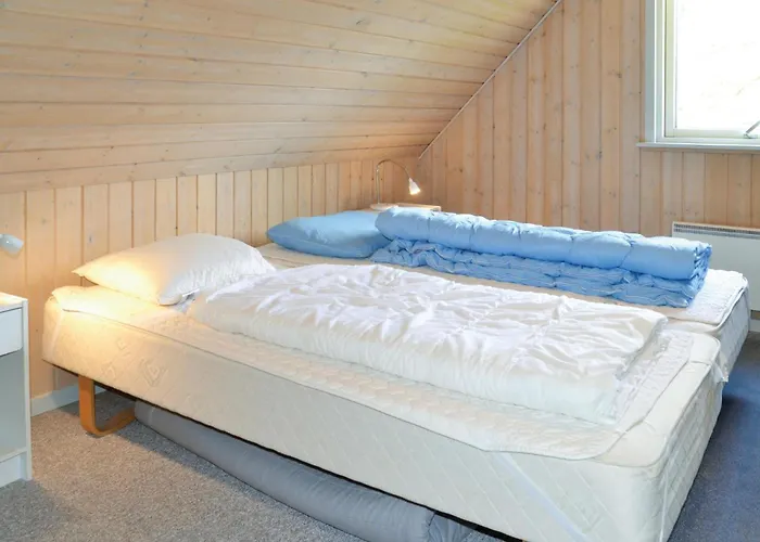 Skovbrynet X Holiday home Give